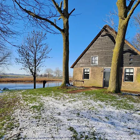 Picturesque In Drimmelen With Garden *